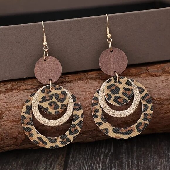 Bohemian Leopard Print Dangle Earrings With Wooden & Glitter Accents - Picture 2 of 3